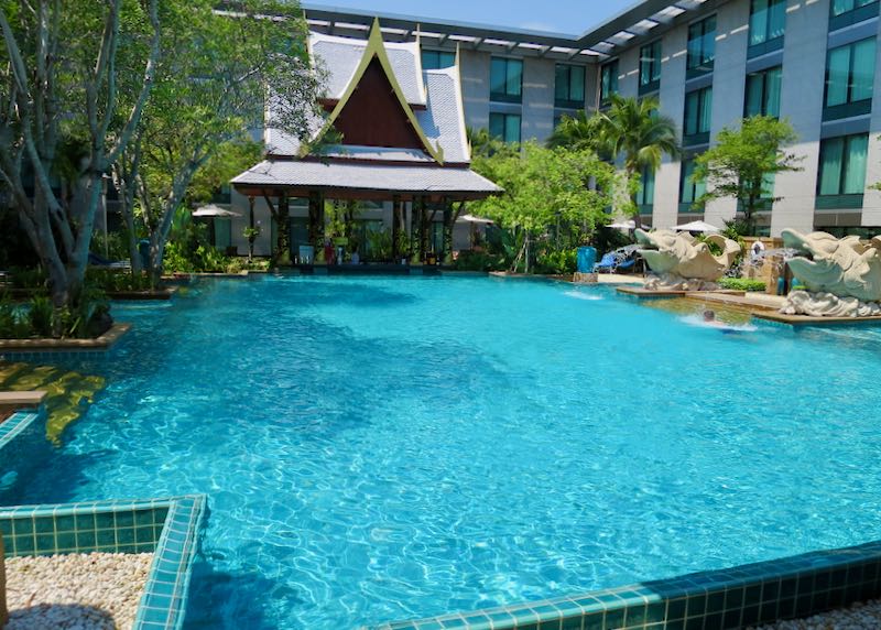 8 BEST HOTELS near BANGKOK AIRPORT Suvarnabhumi 8 BEST HOTELS near BANGKOK AIRPORT Suvarnabhumi