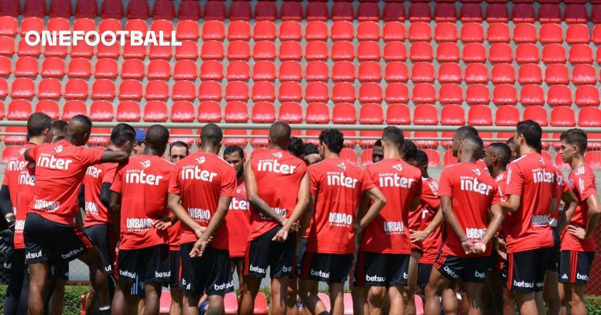 Definido o treinador, reforços para o elenco passam a ser