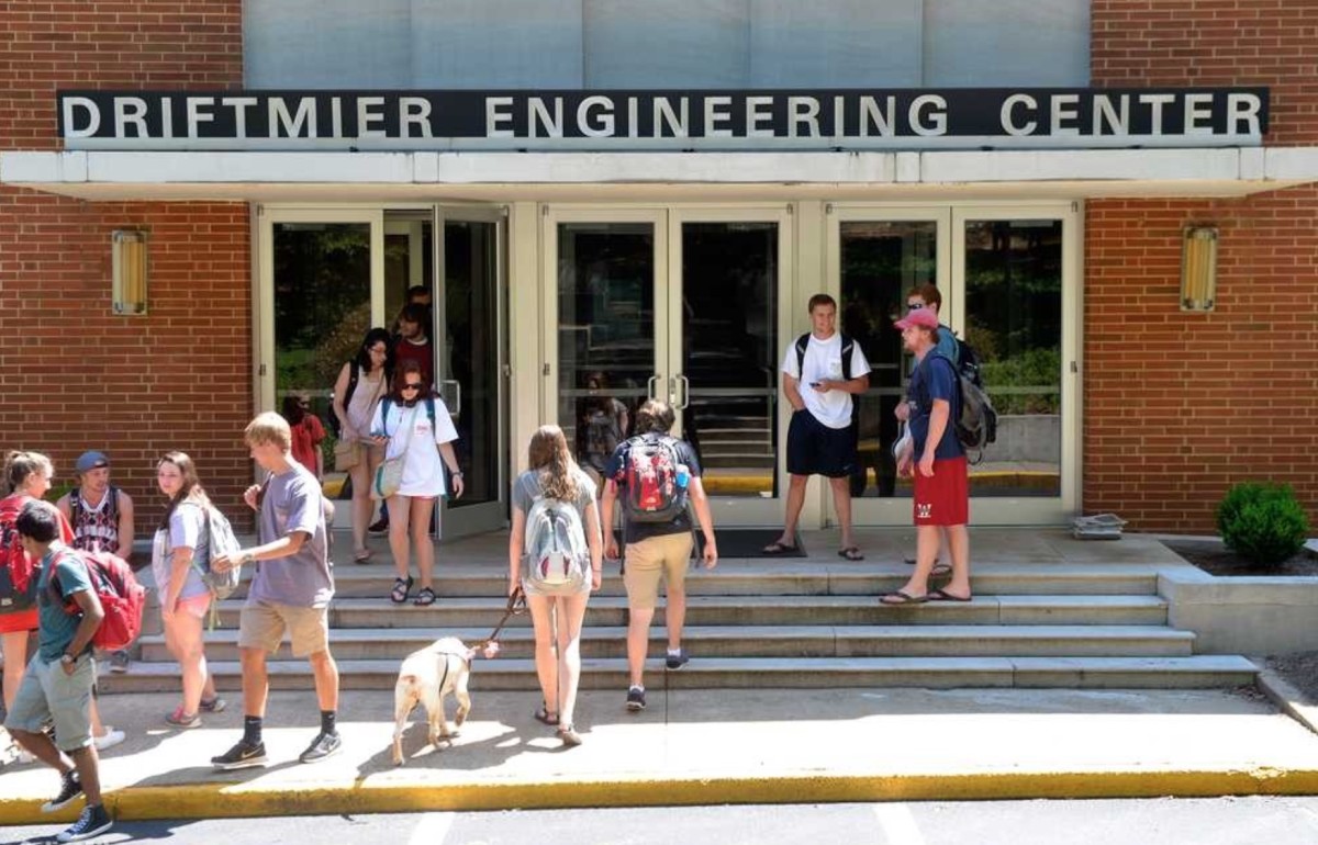 HOPE scholarship deters college students from majoring in STEM fields