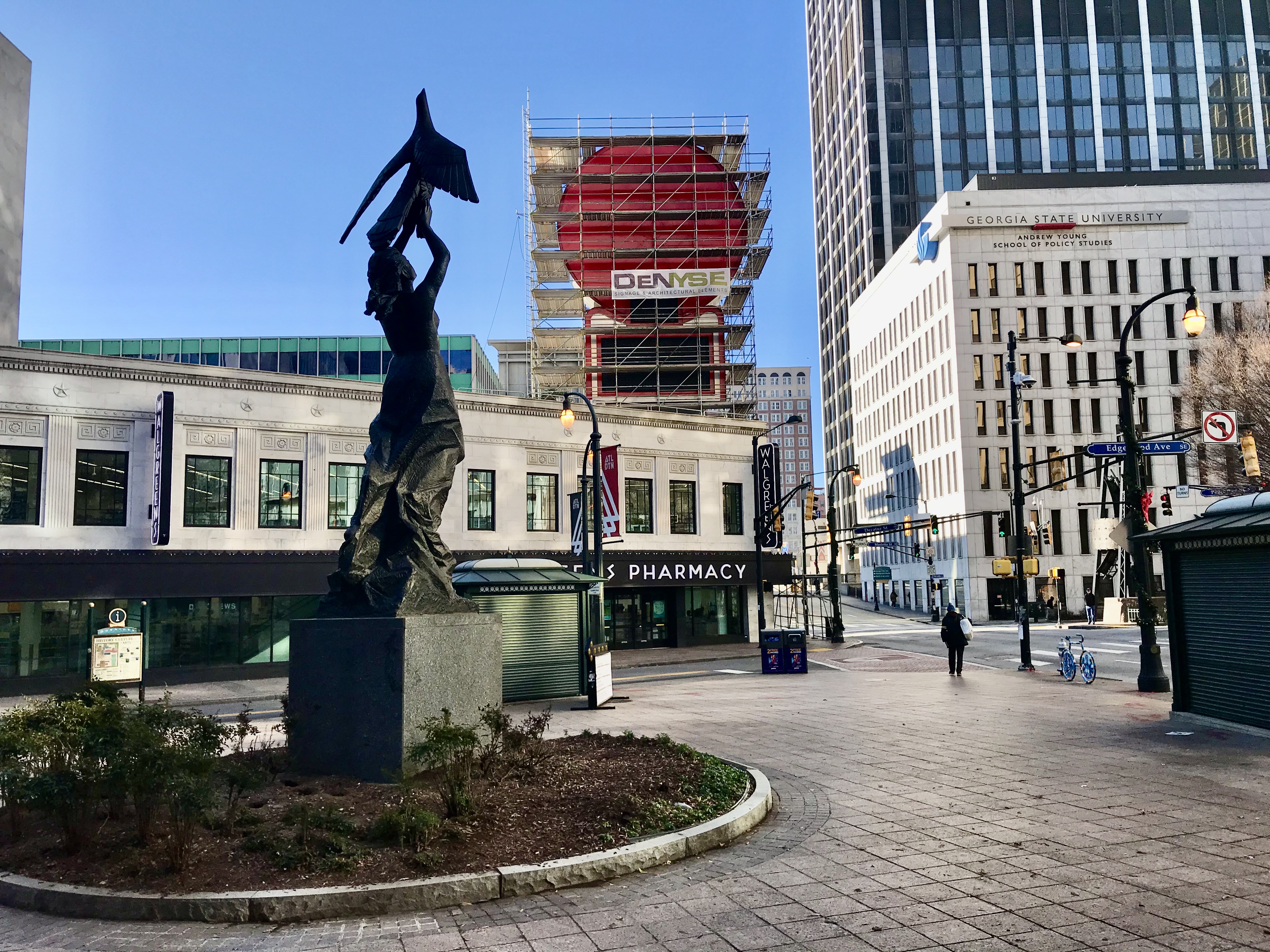 Time to revive Atlanta’s New Year’s Eve tradition at the Coke sign