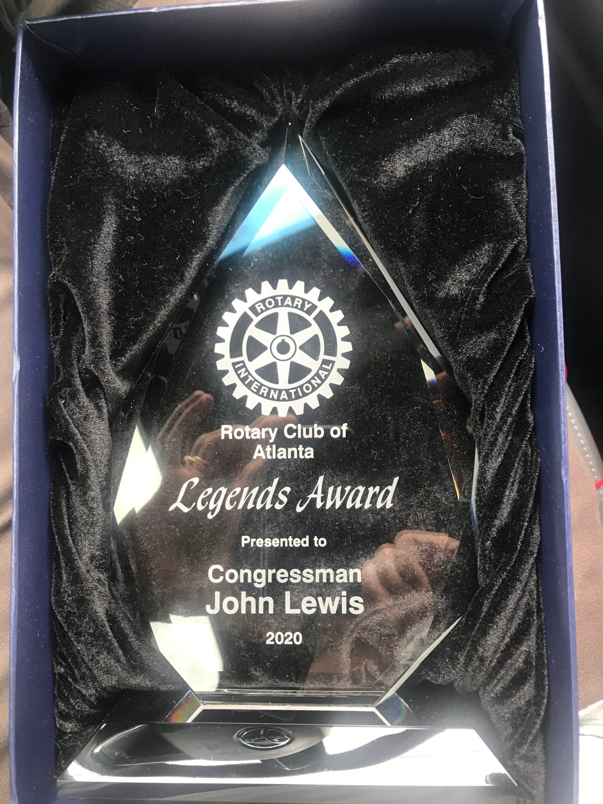 Atlanta Rotary gives its Legends Award to John Lewis SaportaReport