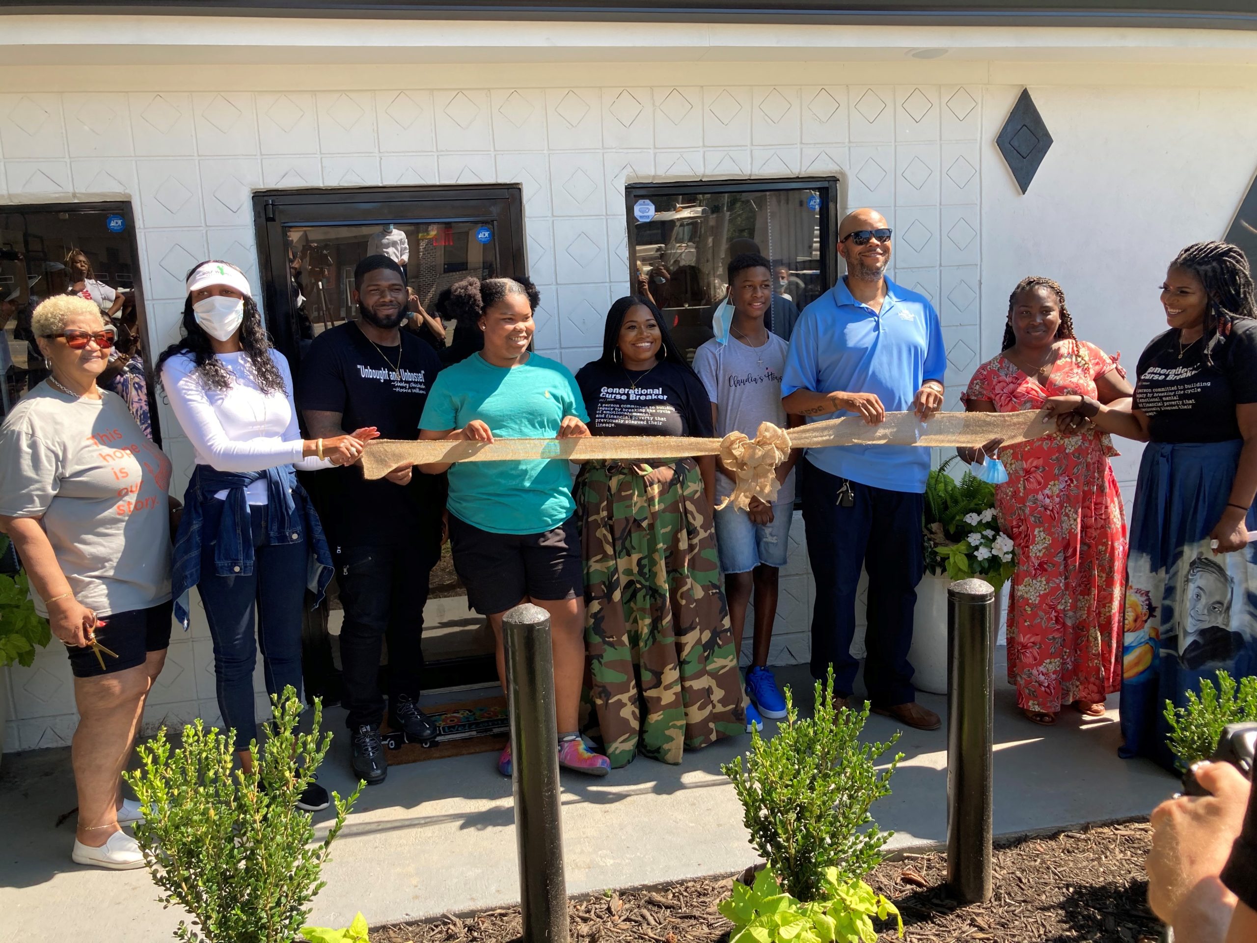 Reporter's Notebook A new pantry for Grove Park and more SaportaReport