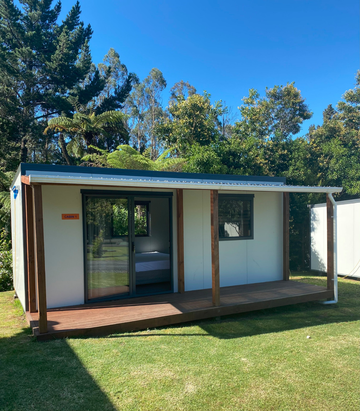 Cabins / Lodge Sapphire Springs