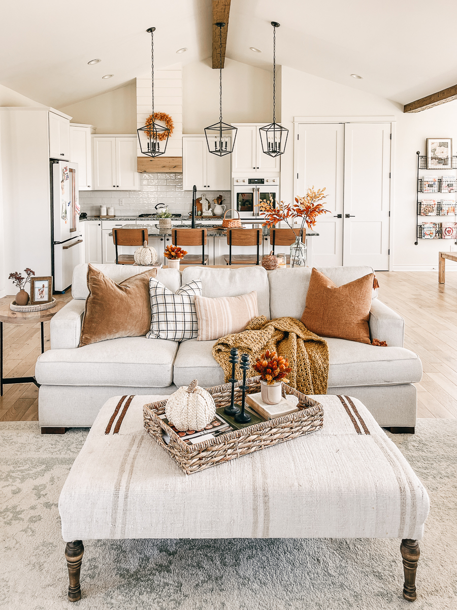 Cozy Fall Decor in the Living Room Sarah Joy