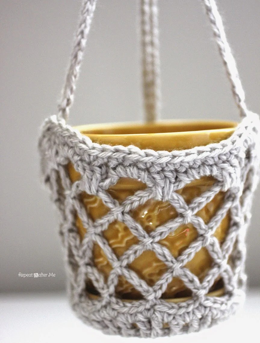 25+ Free Crochet Plant Hanger Patterns Sarah Maker