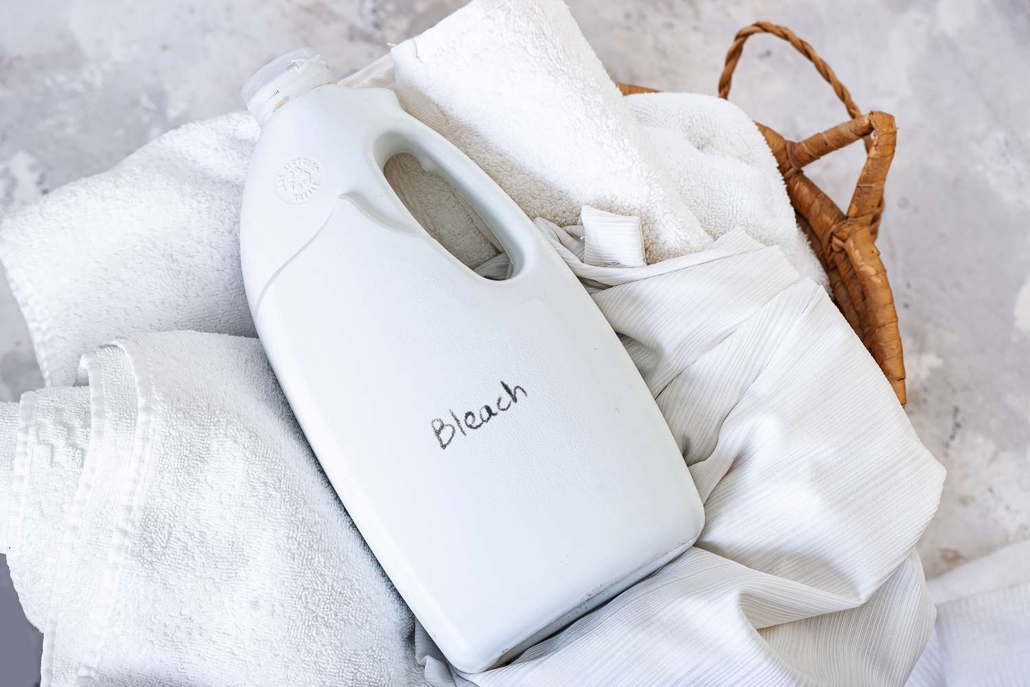 What is Chlorine Bleach and How to Use It CV. Sarana Cipta Mandiri