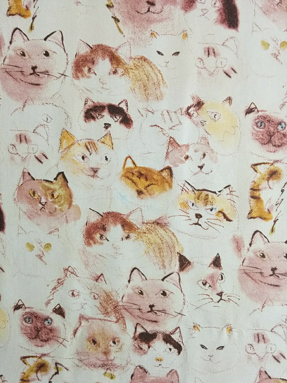 (Discontinued)Manhattaner’s Heap up Cat print cotton fabric JAPANESE