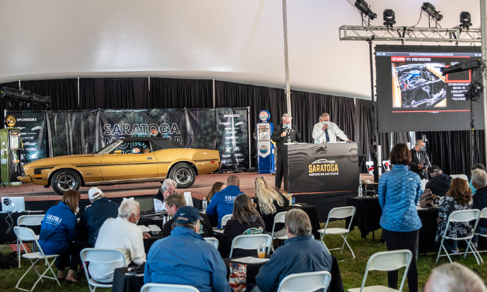 2020 Saratoga Motorcar Auction Scenes From the Day's Socially