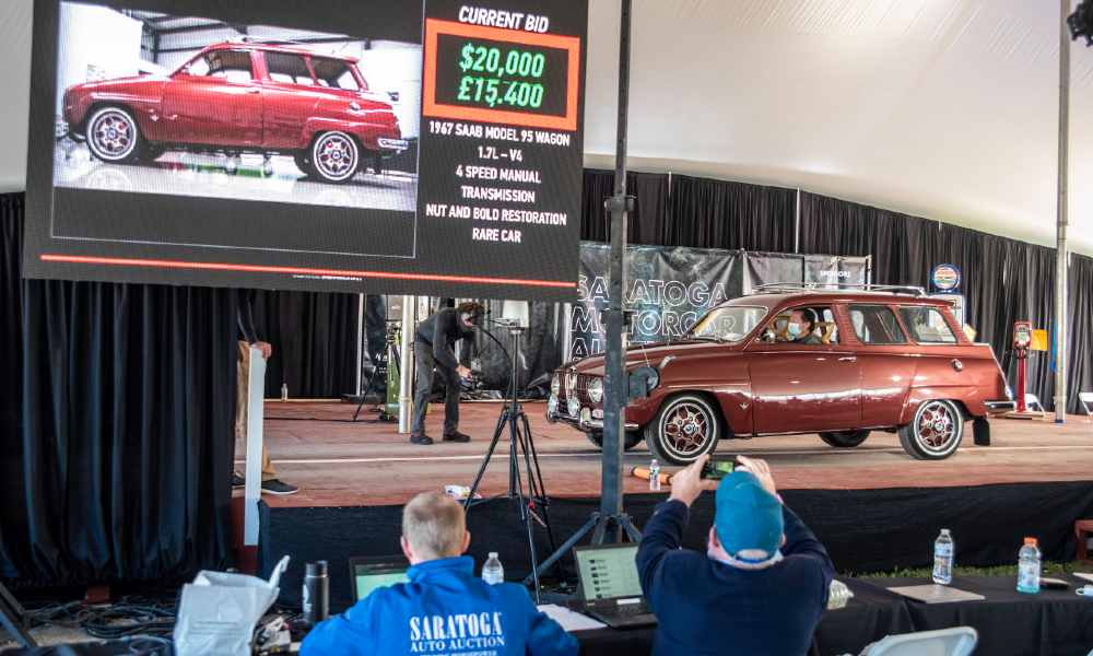 2020 Saratoga Motorcar Auction Scenes From the Day's Socially