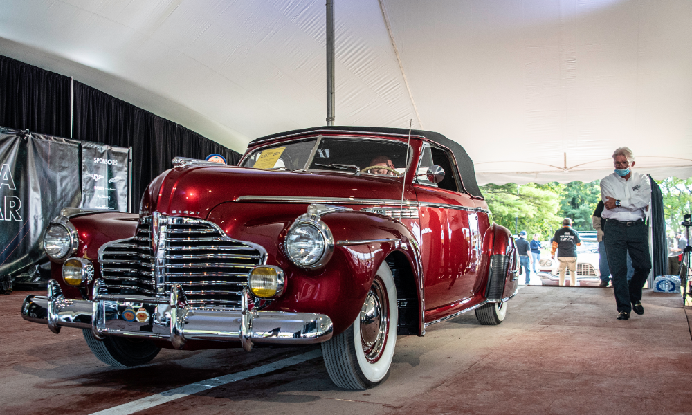 2020 Saratoga Motorcar Auction Scenes From the Day's Socially