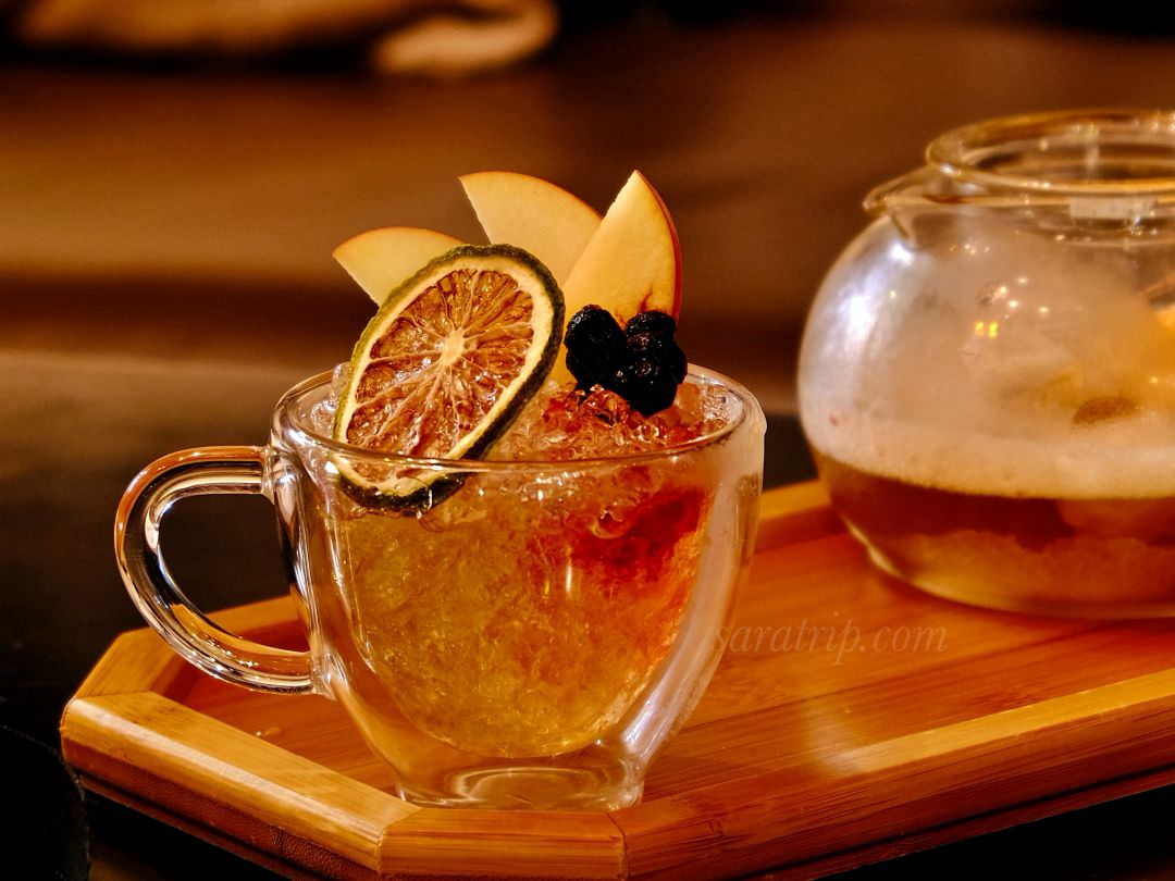 台北大安【Chinese Whispers悄悄話餐酒館】超奢華撐場面特殊原創調酒！多種食材搭配的創意料理，東區微醺之夜首選地點 莎拉莎拉帶你去旅行～