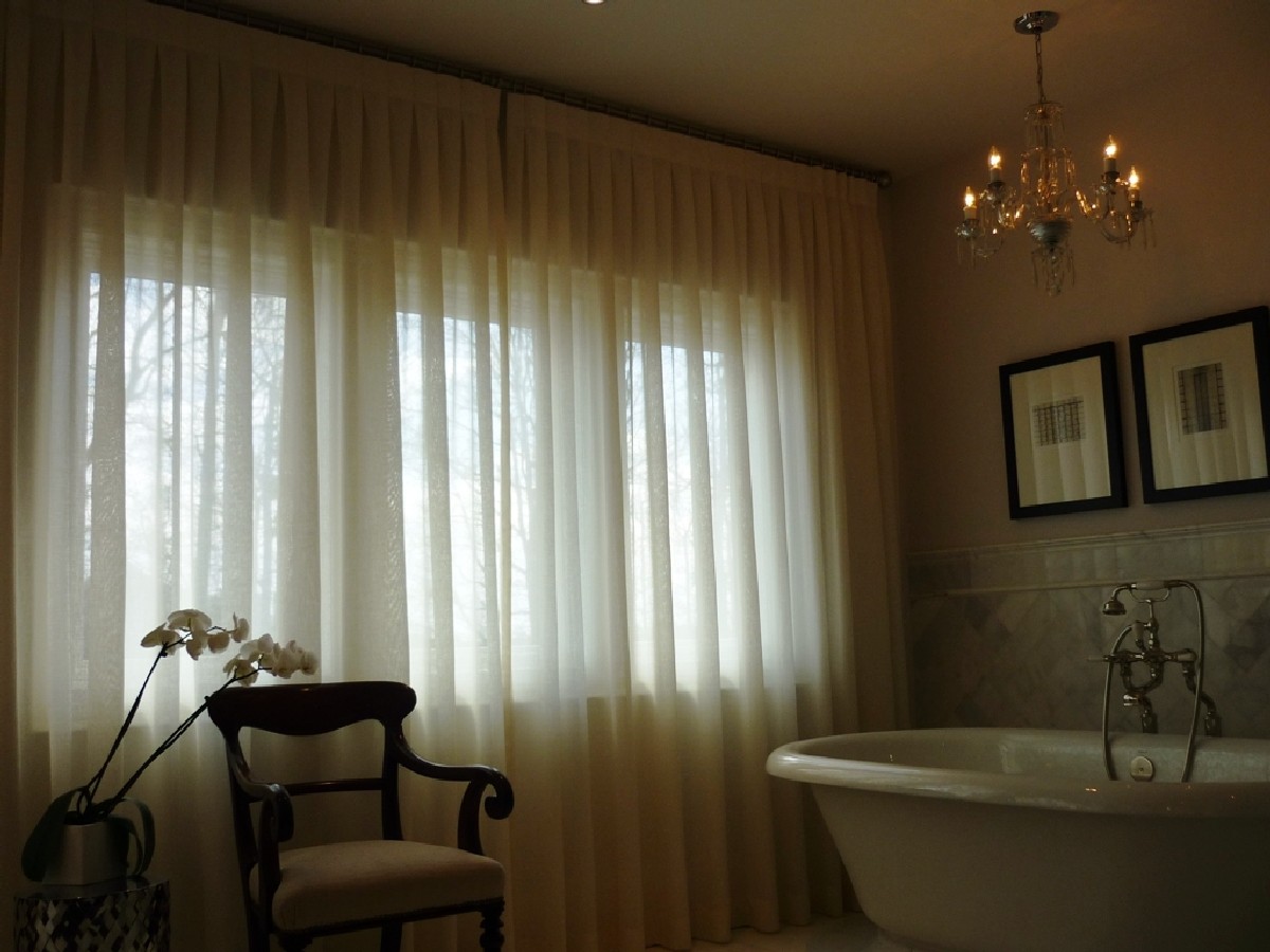 D. D. Residence Beverly Glen, Vaughan Toronto Custom Drapery