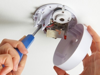 A Simple Guide to Smoke Detector Installation - Sasquatch Heat Pumps