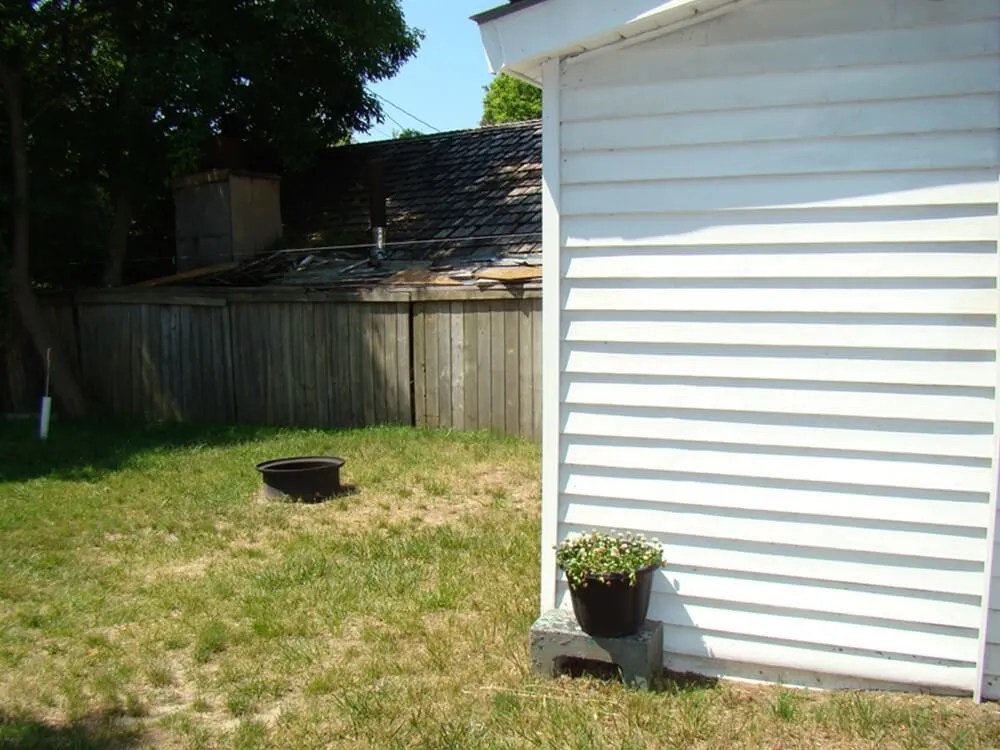 104 Third Avenue North Unit 2, Sauble Beach Sauble Beach Cottage Rentals