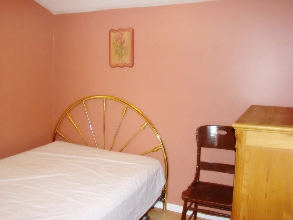 104 Third Avenue North Unit 3, Sauble Beach Sauble Beach Cottage Rentals