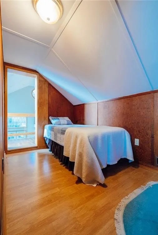 151 Lakeshore Blvd North, Sauble Beach Sauble Beach Cottage Rentals