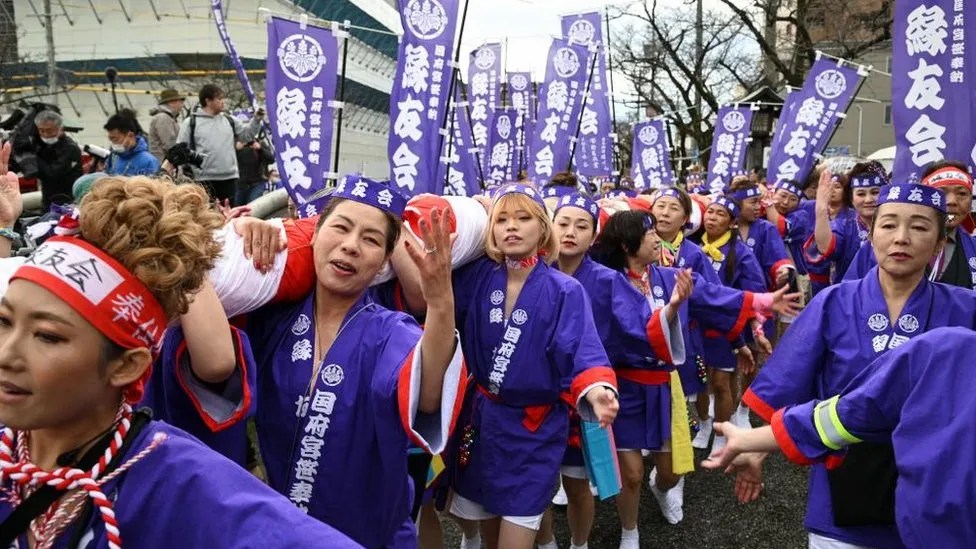 Japan naked festival: Women join Hadaka Matsuri for first time - sauce.co.ke