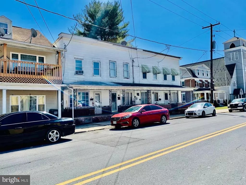 Property LIst Saunders Real Estate