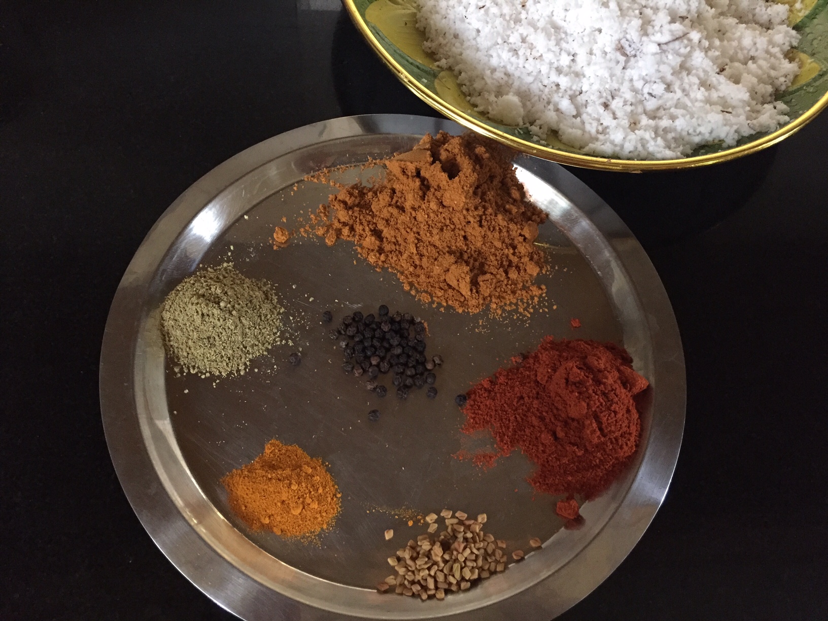 Koonieraalnirachakanavathiyal Saute Fry N Bake