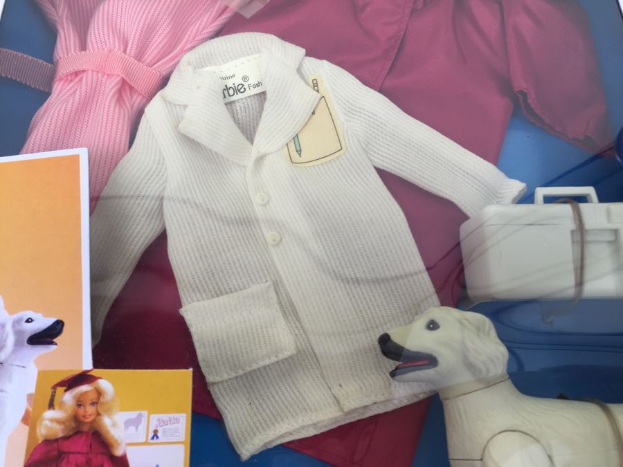 Barbie Vet Fun Fashion Playset Mattel 9267 Vintage 1984 New In Box