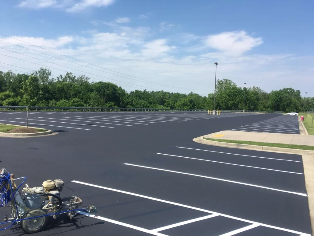 Skidaway Island Parking Lot Line Striping PARKING LOT STRIPING COMPANY