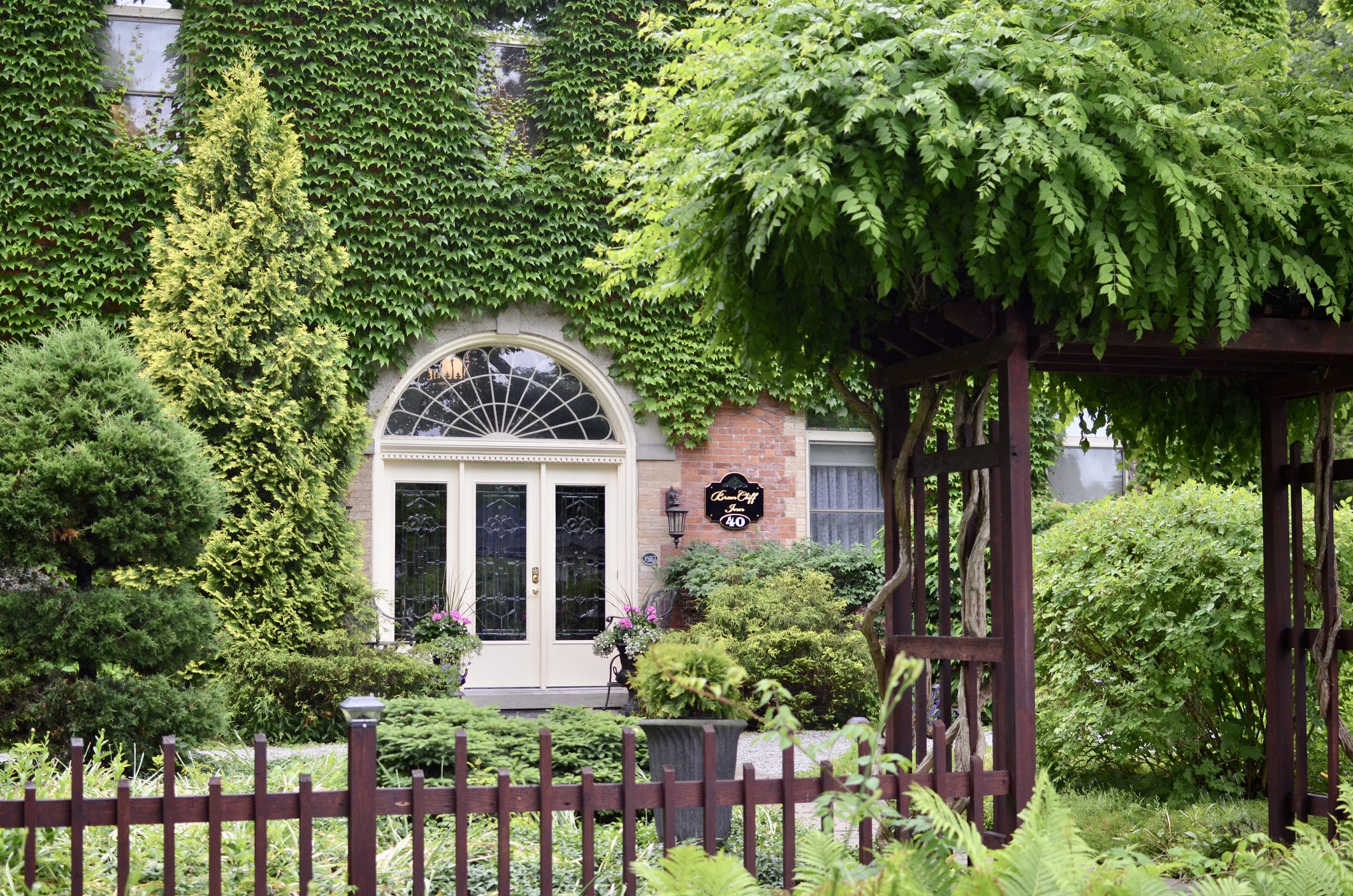 10 Most Instagram Worthy Spots in Niagara on the Lake Savannah Said It