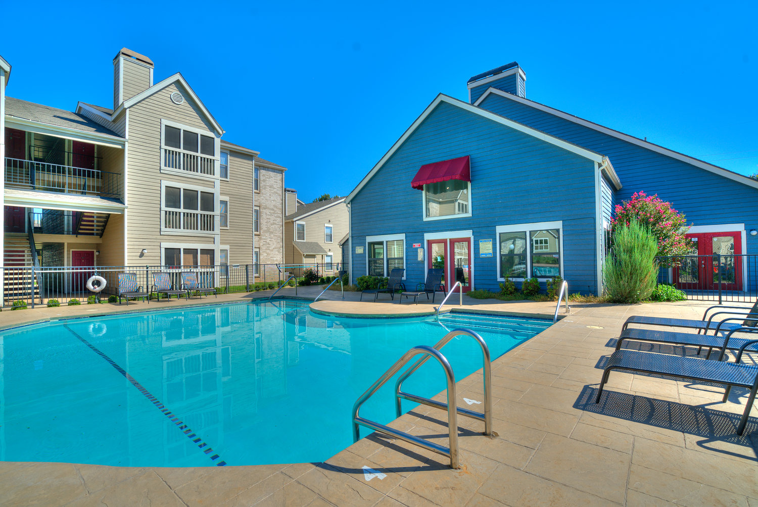 Savannah Square & Savannah Harbor Apartments in Norman Oklahoma