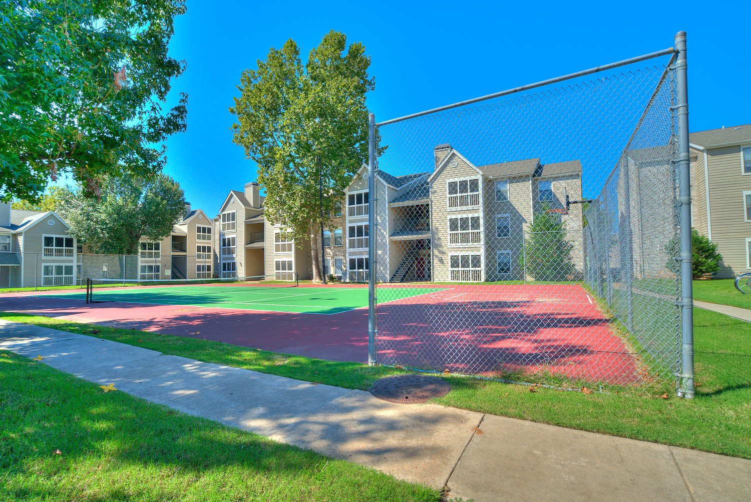 Savannah Square & Savannah Harbor Apartments in Norman Oklahoma