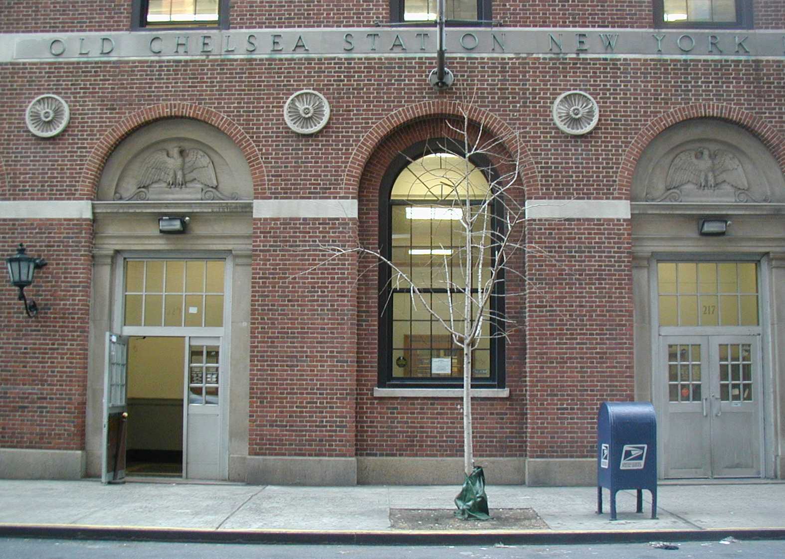 Postal Service looks to close five large New York City Post Offices