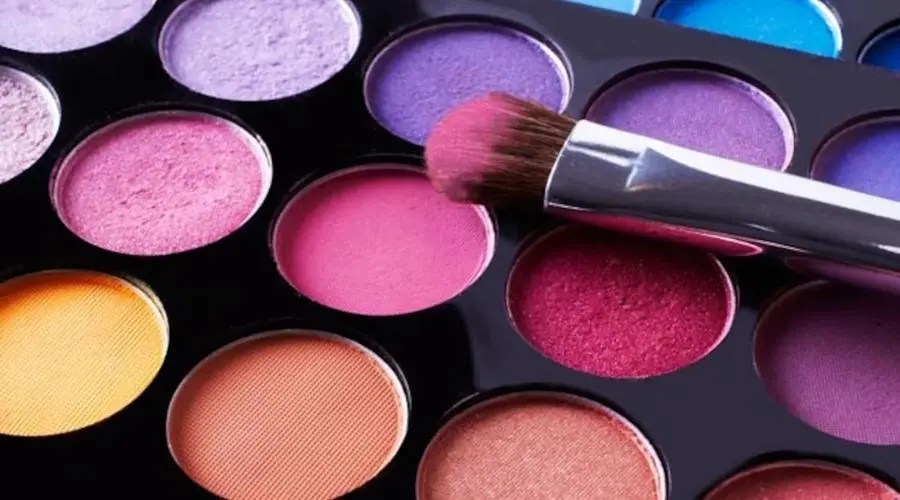 The Rules Eyeshadow Palette