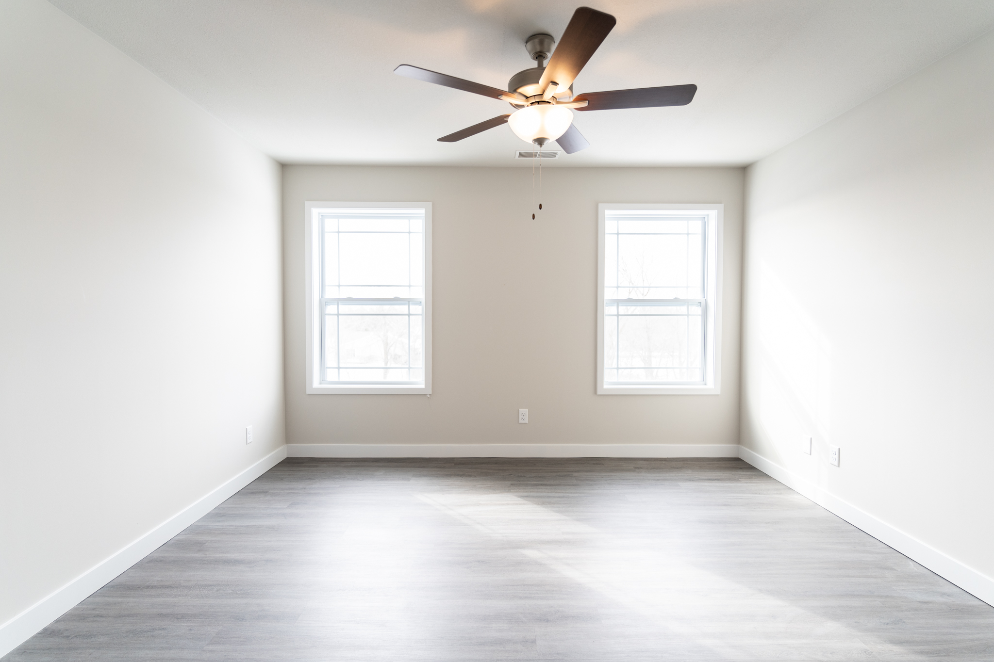 The Crossings Apartments Peoria, IL Professional Leasing Services, Inc.