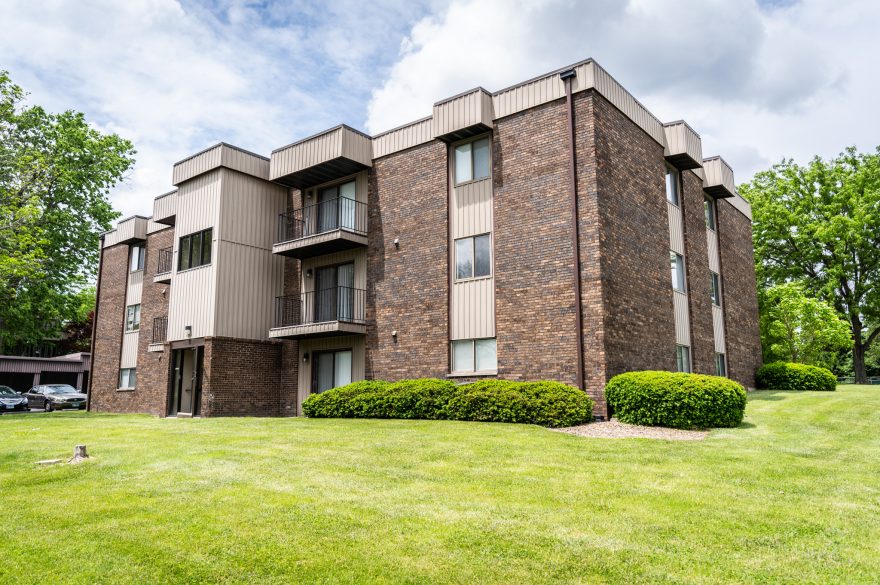 Forrest Edge Apartments Peoria, IL Professional Leasing & Real Estate