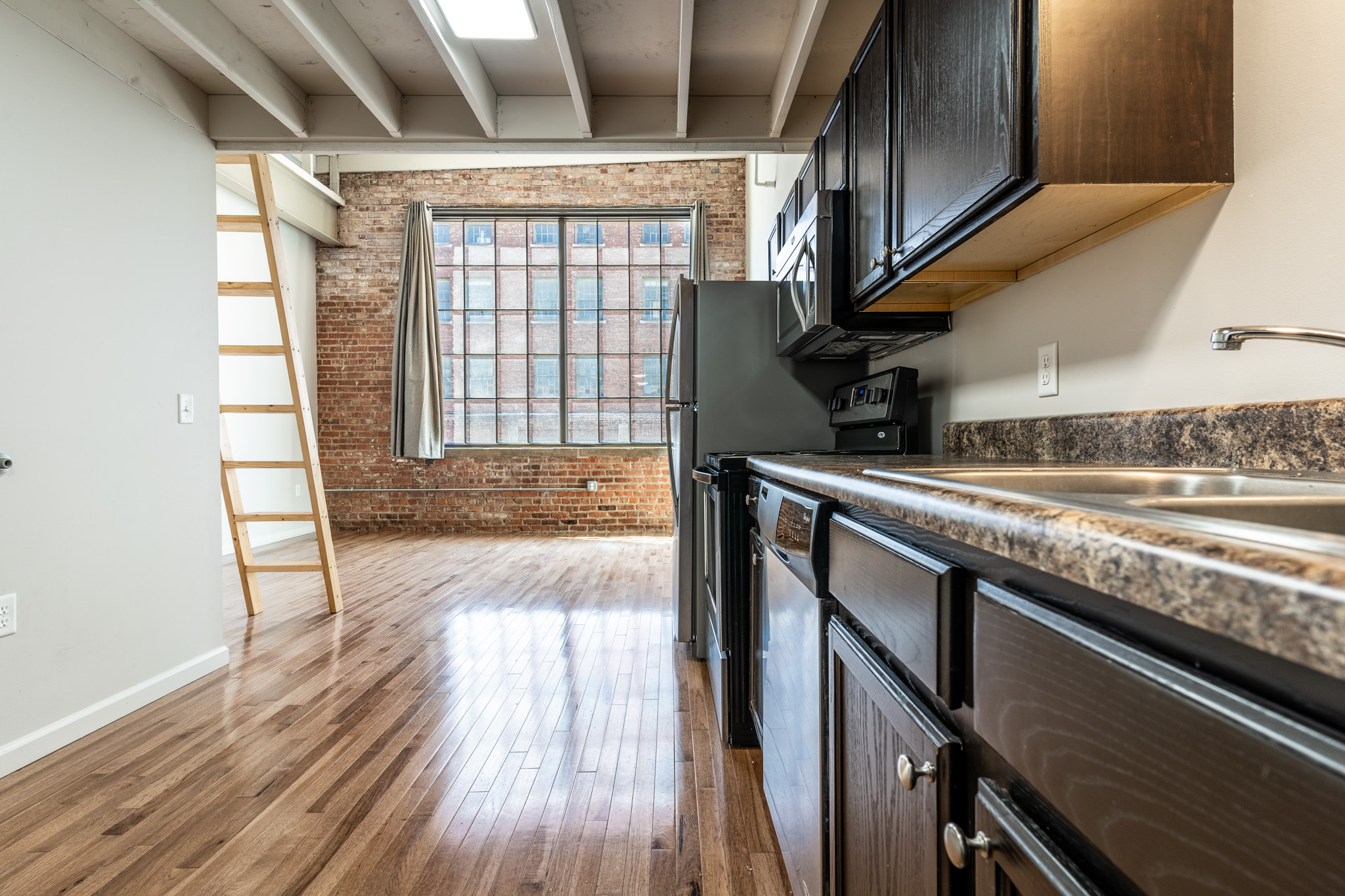 Winkler Lofts Downtown Peoria, IL Professional Leasing Services, Inc.