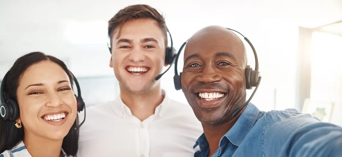 What Is An Omnichannel Contact Center? SaviLinx