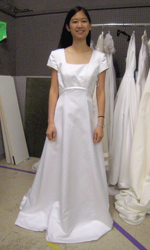 How I Got Married In A Cheap Wedding Dress Saving The Crumbs