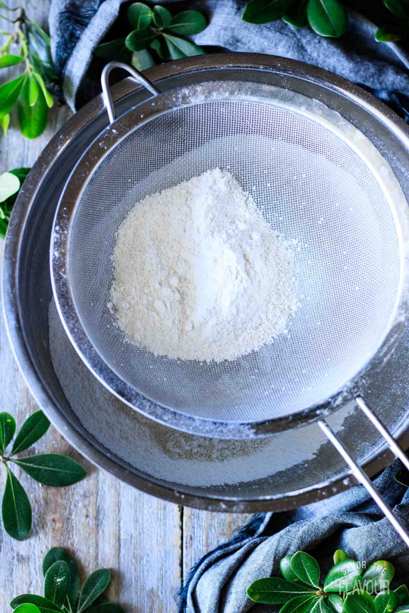 Strawberry Macarons Savor the Flavour