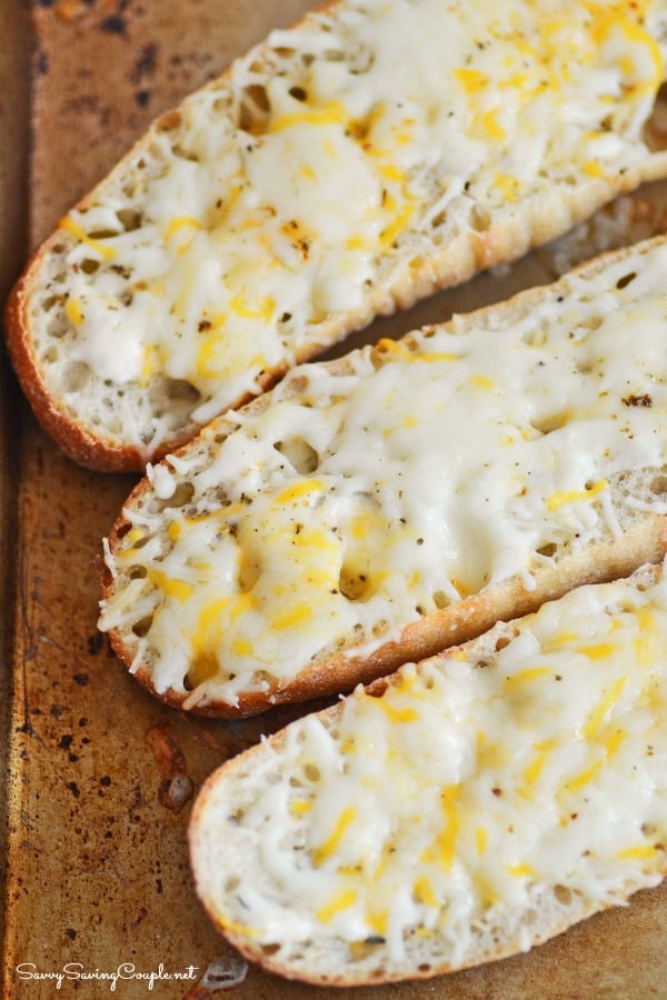 Hidden Valley Ranch Roasted Garlic Cheese Bread ⋆ Savvy Saving Couple