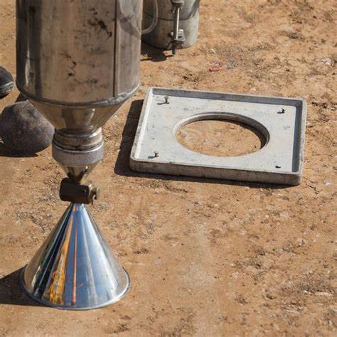 Sand Cone Test: Alat Uji Kepadatan Tanah di Lapangan yang Praktis dan Andal