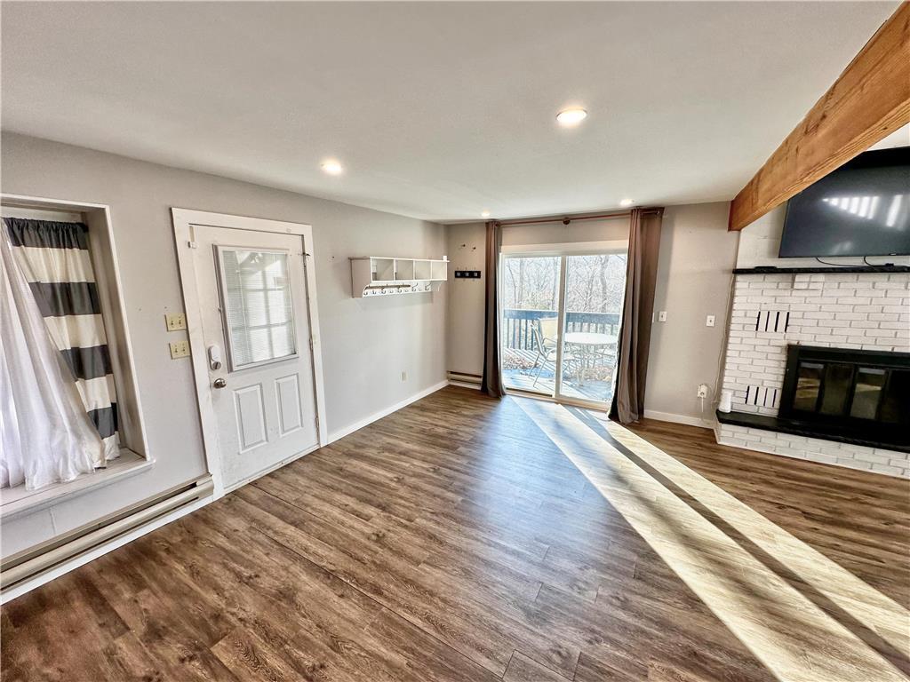 6467 Decker Road, Bushkill, PA Saw Creek Estates