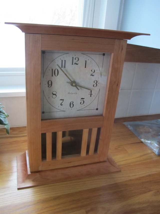 Shaker Mantel Clock Sawdust & Woodchips