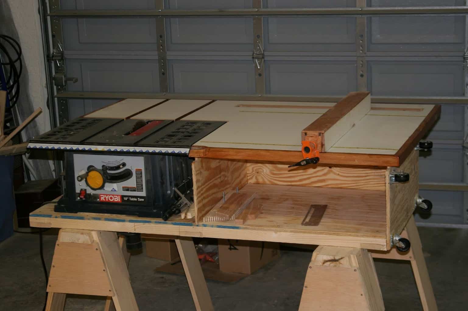 How to Split Wood Without an Axe | SawsHub