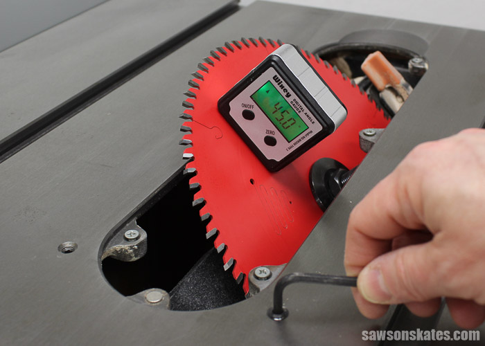 Best Way to Set Table Saw Blade Angle for Precision Cuts