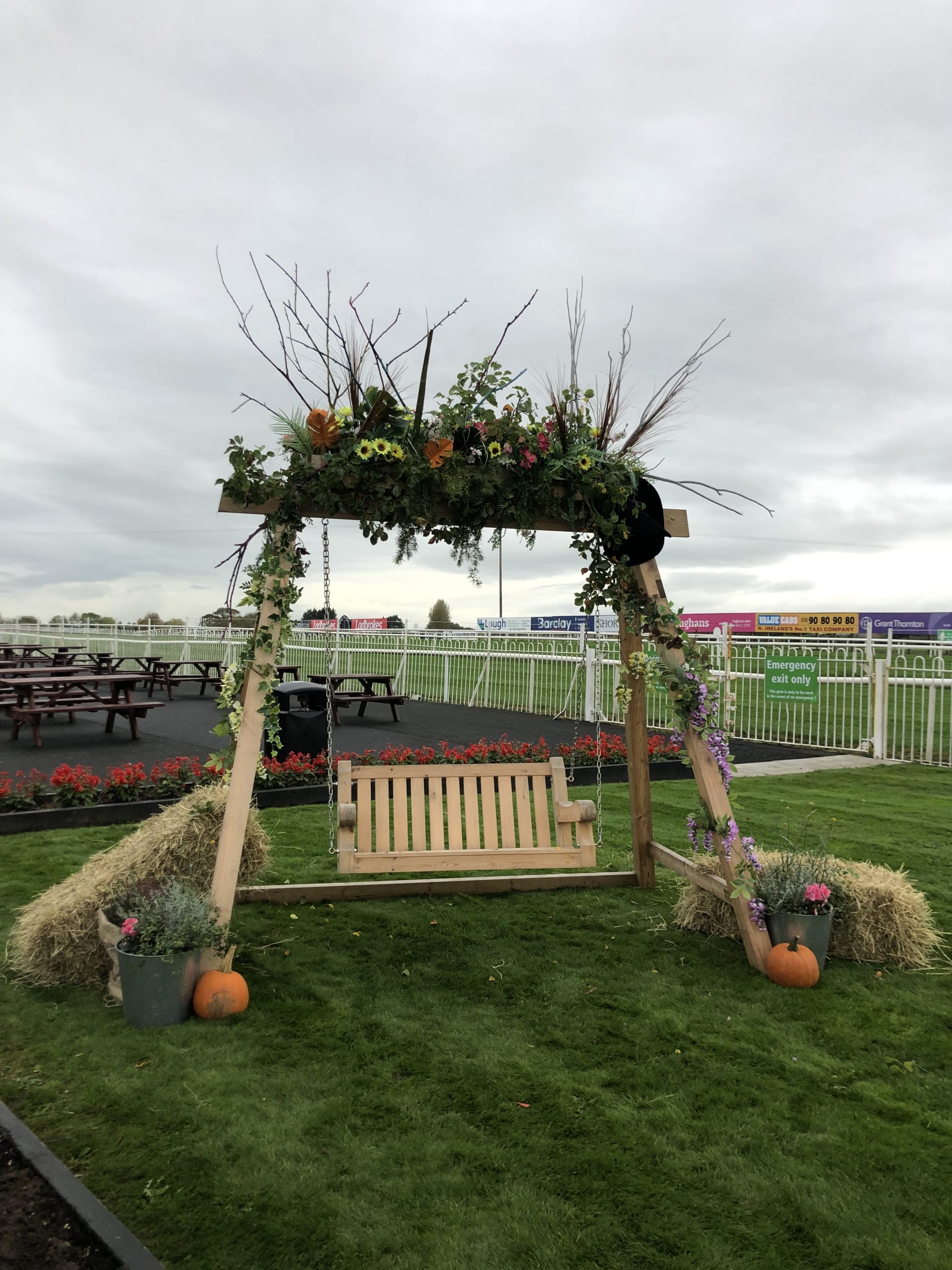 Swing Seat – SBD Events