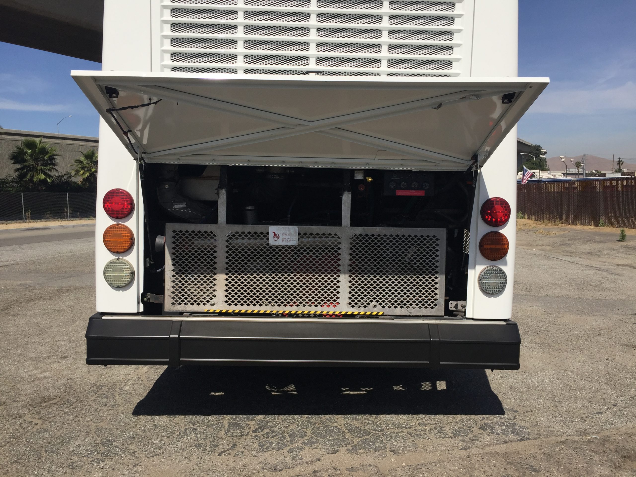 35FT 2007 El Dorado EZ Rider Shuttle Bus Leasing