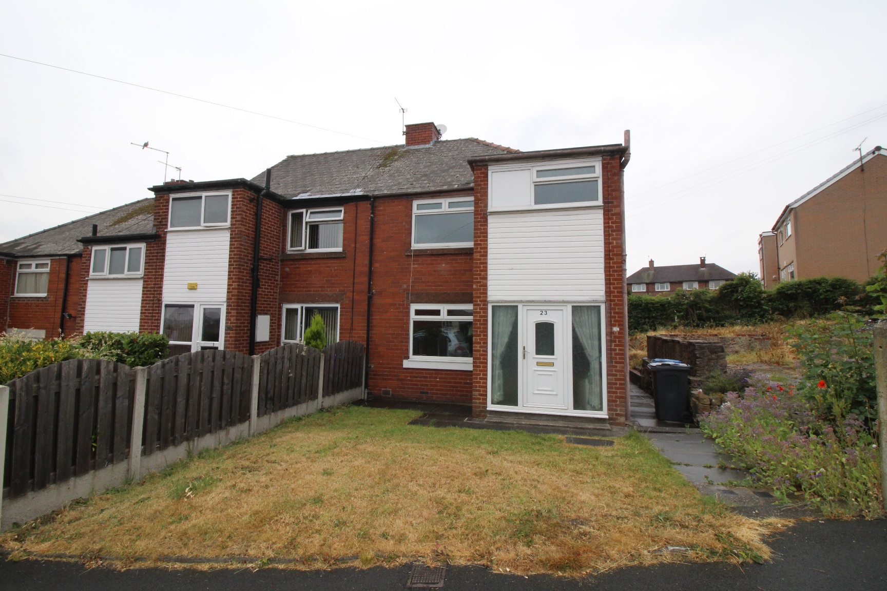 Butchill Avenue, Sheffield, S5 9DG (11122) sbliving sbliving