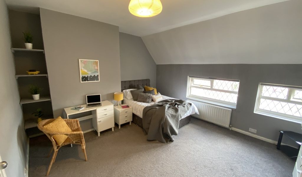 Oakwood Lane, Leeds, LS8 3DD (18937) sbliving sbliving