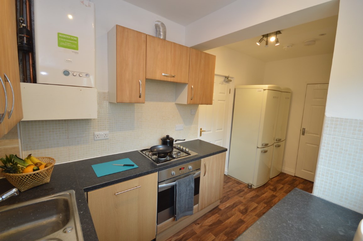 Old Lane, Beeston, Leeds,LS11 7AB (20716) sbliving sbliving