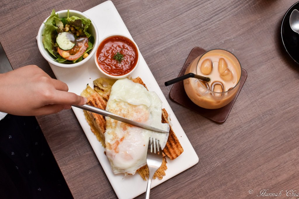 10 Best Coffee Roasters in Singapore for a Brewtiful Start to Your Day