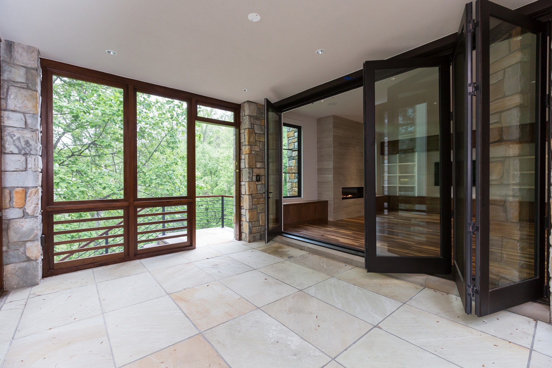 Loewen BiFold Doors SBS OneSource