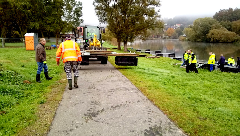 Abbau der Steganlagen in Wilhelmshausen SBV Fuldatal e.V.